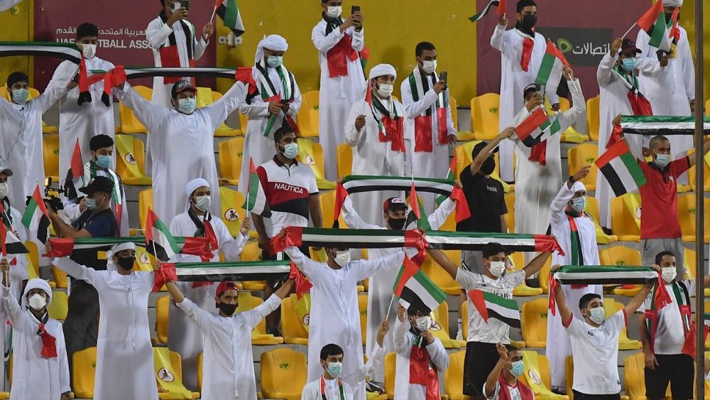 الإمارات تسمح رسميًا بـ"عودة الجماهير" لملء ملاعب كرة القدم بنسبة 60%