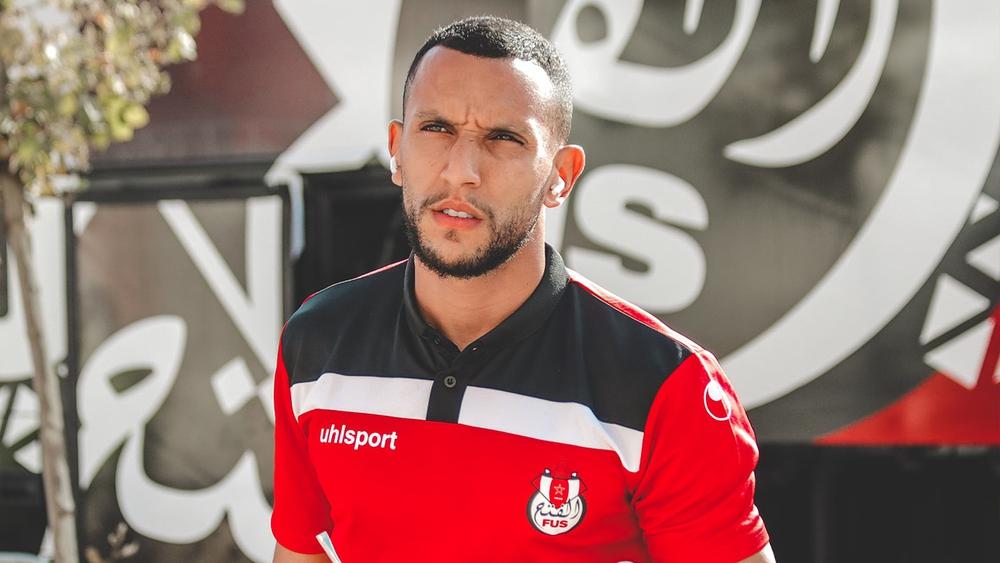 خاص/ نوفل الزرهوني يغيب عن اجتماع "بداية الموسم" للفتح ويؤكد لإدارة النادي رغبته في العودة للرجاء