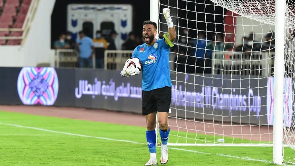 ضيوف الاستديو التحليلي للنهائي العربي: "الزنيتي لعب دورا كبيرا في تتويج الرجاء بفضل الثقة التي منحها للاعبين خلال ركلات الجزاء"