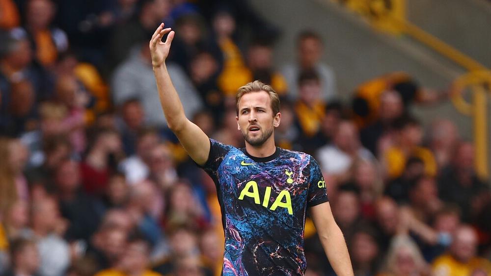 هاري كين ينهي احتمالية انتقاله لمانشستر سيتي ويؤكد في بيان رسمي بقاءه في توتنهام