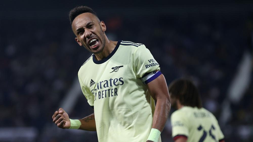 أرسنال "يداوي جراح" هزمتيه في الدوري الإنجليزي و"يكتسح" ويست بروميتش بسداسية في كأس الرابطة