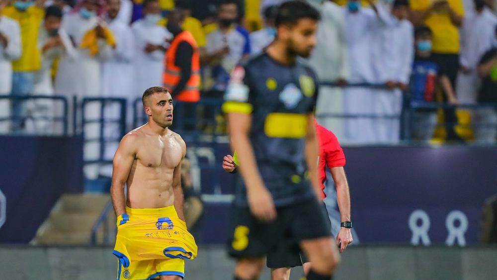 حمد الله يوقع ثنائية في "الوقت القاتل" ويقود النصر للفوز على التعاون بـ(3-1)