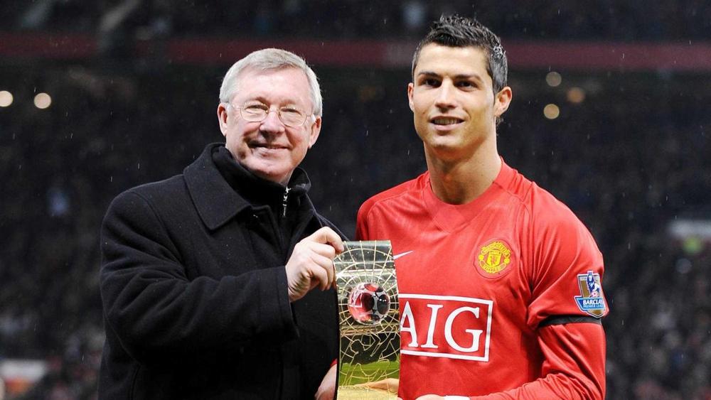 "اتصال" فيرغيسون ساهم في عودة كريستيانو رونالدو إلى مانشستر يونايتد