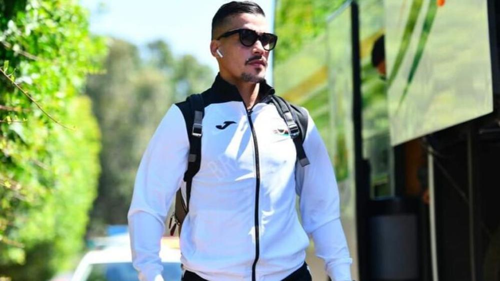 خاص/ جلال الداودي وقَّع قبل لحظات عقد انضمامه للوداد الرياضي لموسميْن