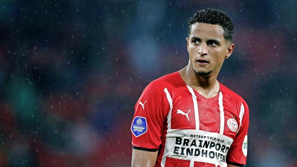 يوفنتوس في مفاوضات مع آيندهوفن للتعاقد مع محمد إيحاتارن في "آخر ساعات" الميركاتو