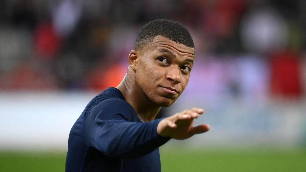 "ماركا": "باريس سان جيرمان يقرر التفاوض مع ريال مدريد ويرفض بيع مبابي بأقل من 200 مليون يورو"!