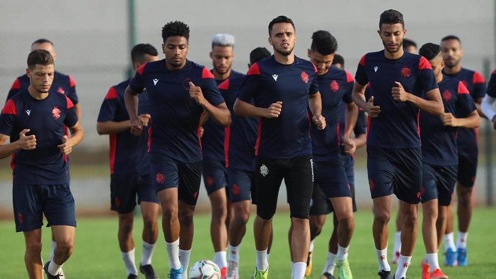 الوداد يستأنف تداريبه بعد استفادة اللاعبين من يومي راحة والركراكي يبرمج حصة ثانية عشية يومه الثلاثاء