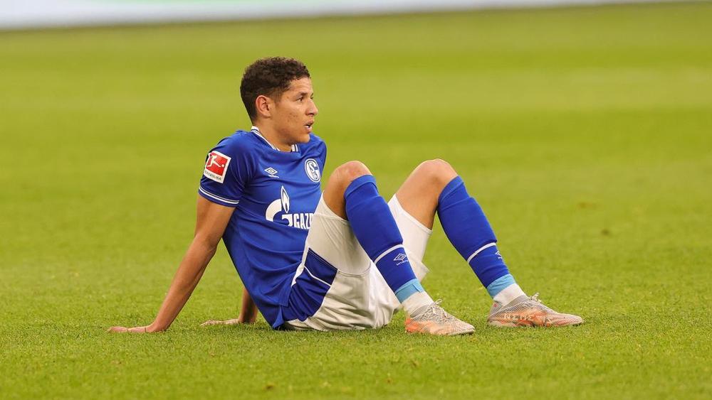 هيئة فرنسية تُجمّد صفقة حارث وتشترط على مارسيليا بيع أحد لاعبيها قبل ضم المغربي