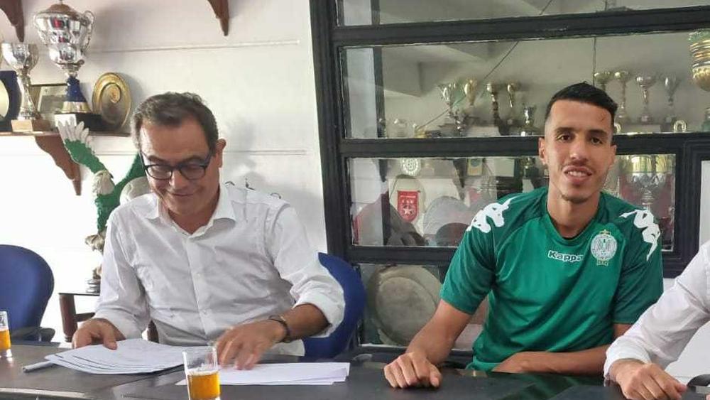 بضمه لجمال حركاس.. الرجاء يرفع عدد تعاقداته الصيفية إلى 10 انتدابات