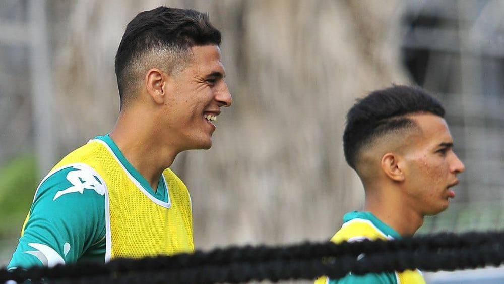 حصتان صباحية ومسائية للرجاء أمس الأربعاء بملحق ملعب "مراكش الكبير"