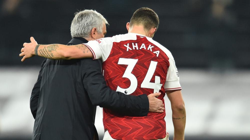 مورينيو لتشاكا: "إحصل على اللقاح وكُن في أمان"