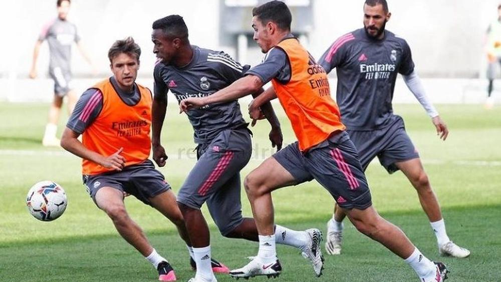 المغرب التطواني ينتظر وصول لاعب رديف ريال مدريد الإسباني إلى المغرب للتوقيع في كشوفات الماط