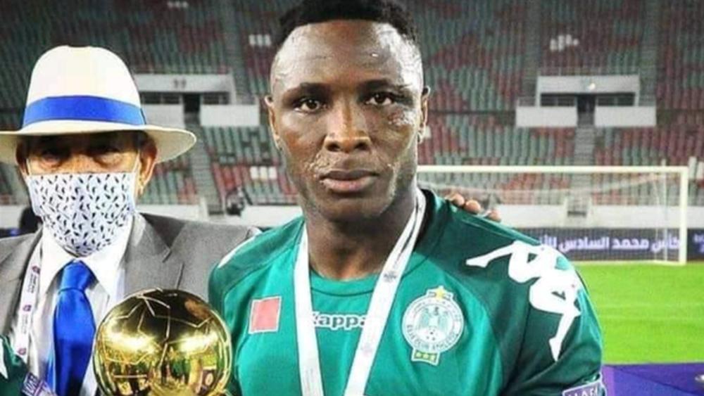 كوياطي يصل إلى المغرب في الـ24 ساعة القادمة للالتحاق باستعدادات الرجاء لمباراة ي.برشيد