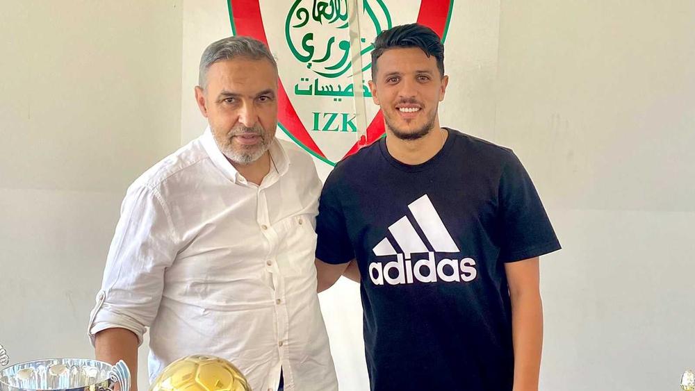 رسميا/ الاتحاد الزموري للخميسات يتعاقد مع الظهير الأيسر وليد الغزواني