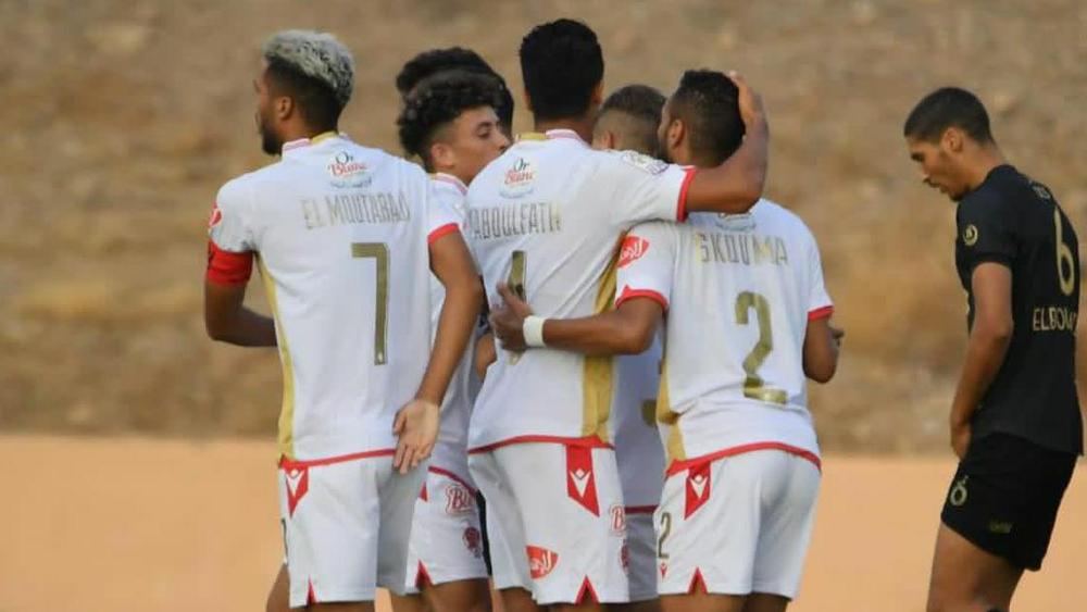 بحضور الكرتي والداودي وبن يشو والجعدي.. الوداد يستعد لظهوره الأول بالبطولة أمام اتحاد طنجة