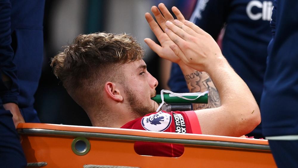 هارفي إليوت بعد إصابته "المرعبة" في مباراة ليفربول: "بدأ طريقي نحو التعافي"