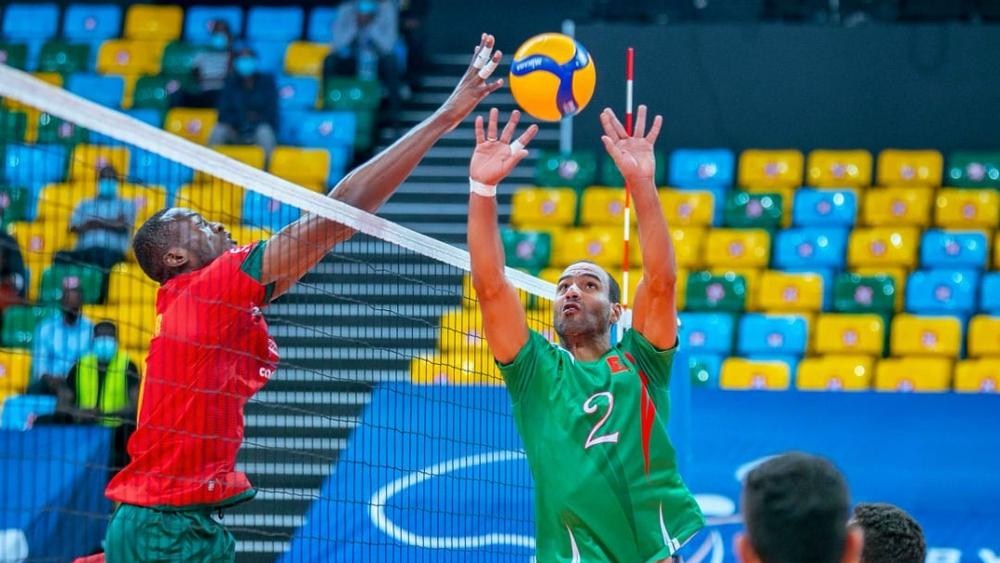 المنتخب المغربي لكرة الطائرة "يفرط" في فرصة بلوغ نهائي كأس أفريقيا للمرة الأولى بعد هزيمته أمام الكاميرون بثلاثة أشواط مقابل اثنين