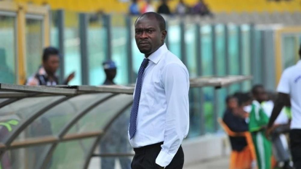 الاتحاد الغاني يعلن إقالة "تشارلز أكونور" مدرب منتخب "النجوم السوداء"