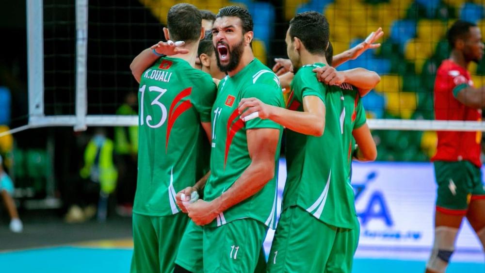 اللجنة المنظمة لكأس أفريقيا لكرة الطائرة تتوج "محمد الحشاشدي" كـ"أفضل لاعب" في الدورة و"زهير الكراوي" كـ"أحسن مستقبل"