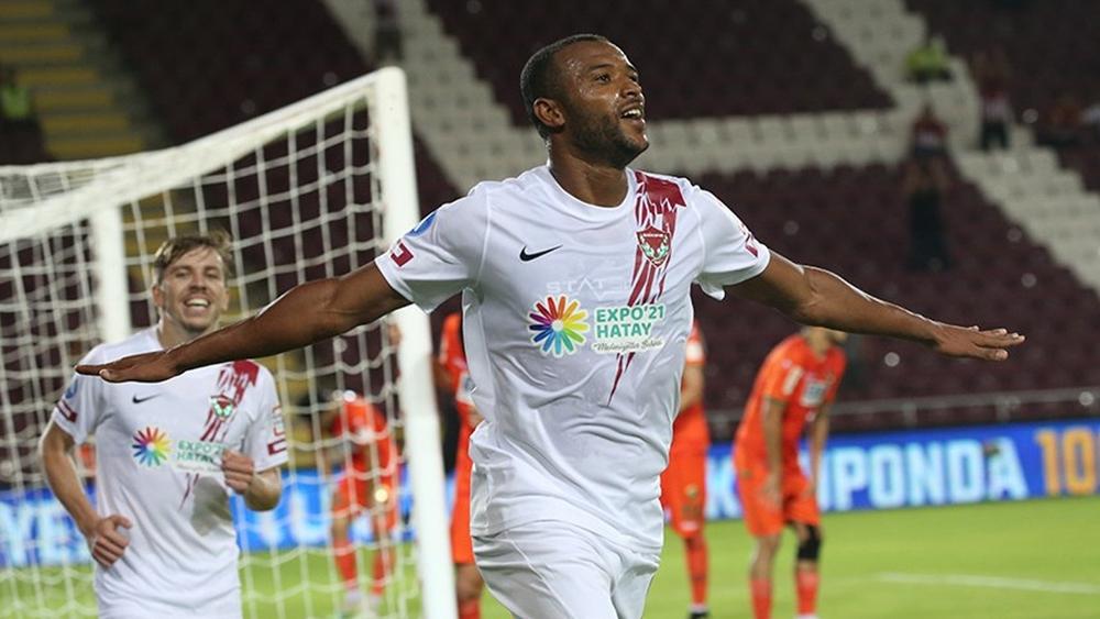 اختيار الكعبي ضمن التشكيلة المثالية للجولة الرابعة من الدوري التركي