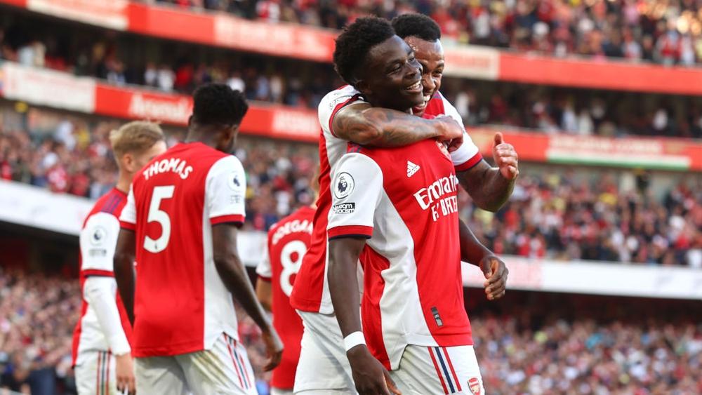 آرسنال يستعيد "قوته" بسحق توتنهام في "ديربي لندن"