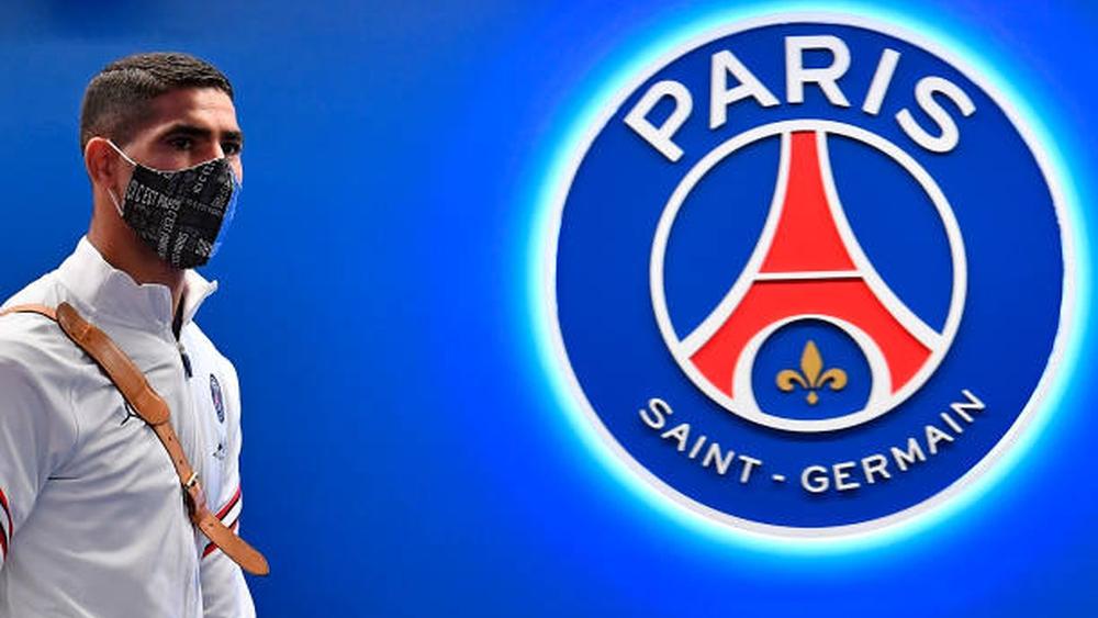 حكيمي عن اهتمام تشيلسي بخدماته في الميركاتو الصيفي: "فضلت باريس سان جيرمان.. نمتلك هنا فريق أحلام وأنا سعيد لكوني جزء منه"