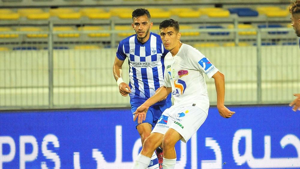 آخر 10 مواجهات بين ا.طنجة والرجاء.. تفوق "النسور" بخمس انتصارات مقابل فوزين لـ"فارس البوغاز" وحسم التعادل 3 مقابلات