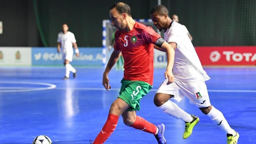 Vidèo: Accueil chaleureux pour la star du futsal