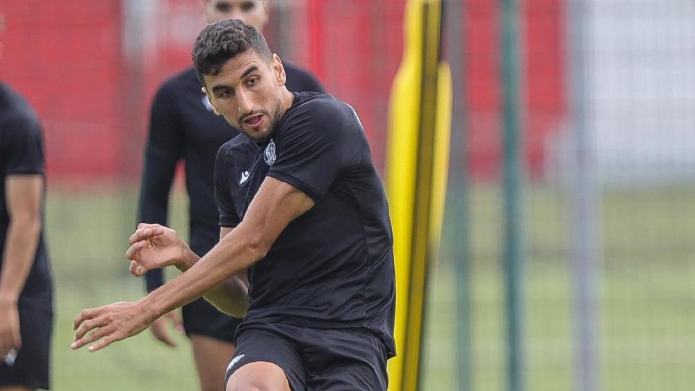 الكرتي يخوض آخر حصة تدريبية رفقة الوداد قبل السفر إلى مصر للالتحاق بفريقه الجديد بيراميدز