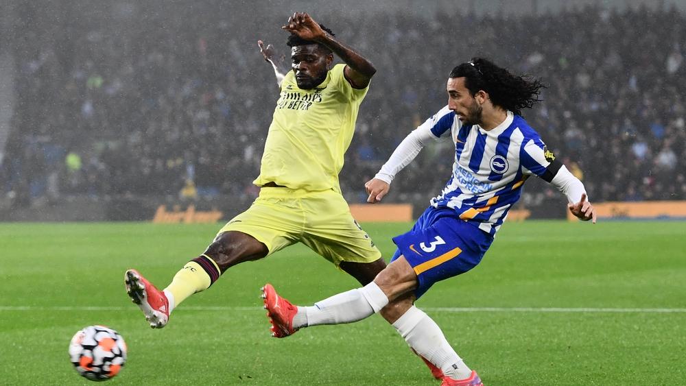 برايتون يُفرط في الصعود إلى قمة البريميرليج بتعادله ضد آرسنال