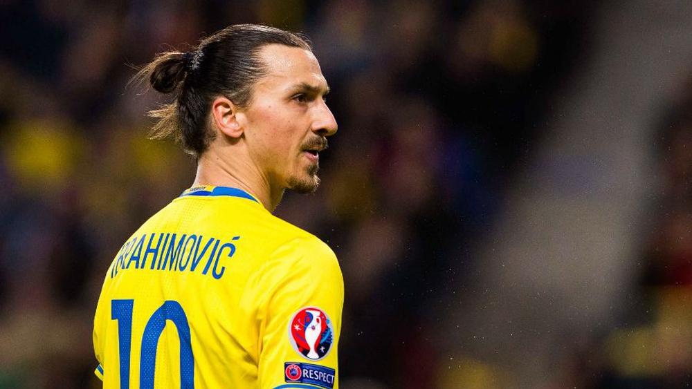 Zlatan Ibrahimovic forfait avec la Suède