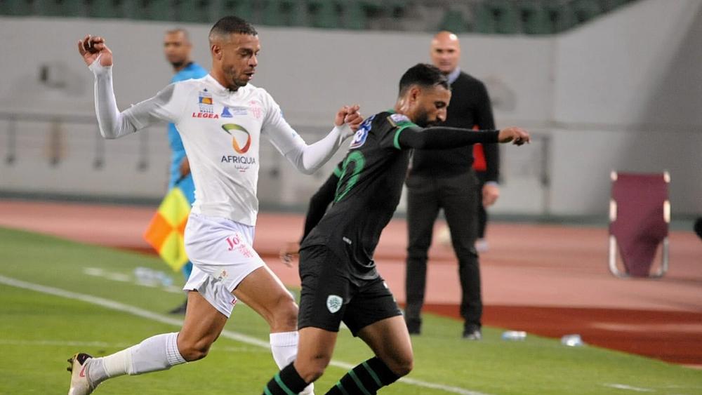 مولودية وجدة تُسقط حسنية أكادير في عُقر دارها وتعود بالنقاط الثلاث