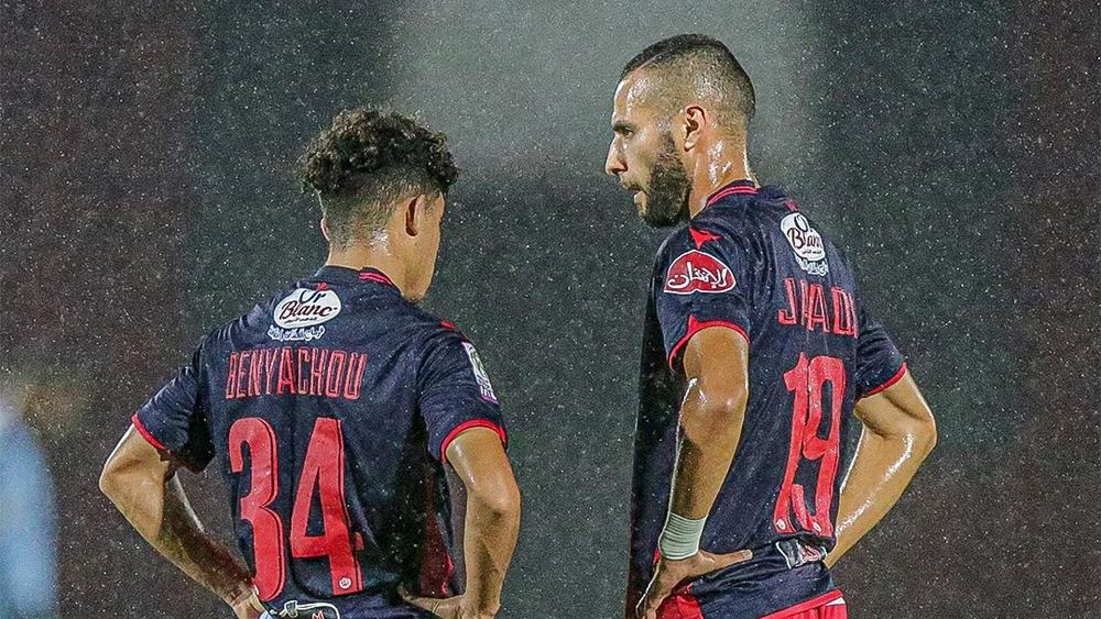 الوداد يكتفي بالتعادل سلبا في المحمدية وينفرد بصدارة البطولة