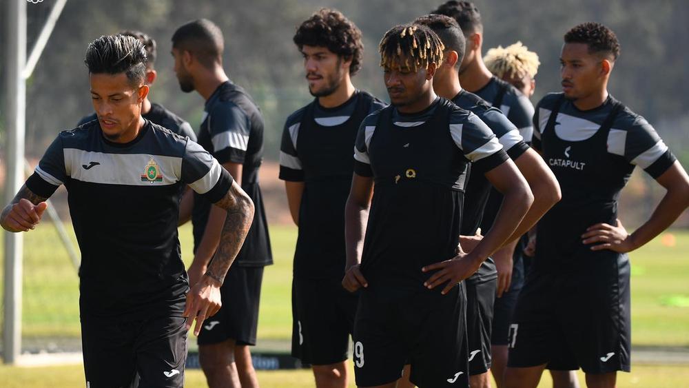 الجيش الملكي يستأنف تداريبه ويُركّز استعداداته على مباراة شبيبة القبائل