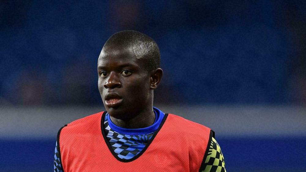 تشيلسي يستعيد خدمات الثنائي كانتي وجيمس قبل مواجهة برينتفورد