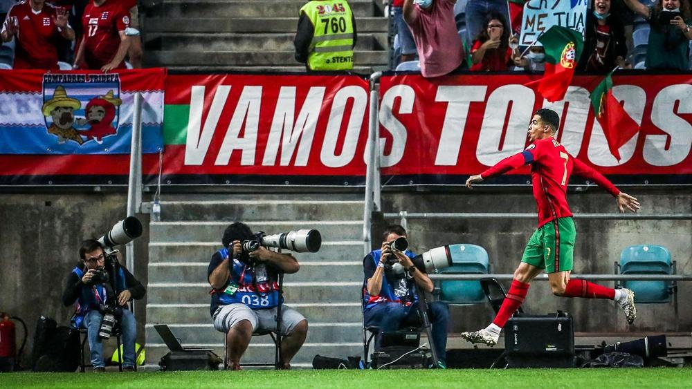 البرتغال تسحق لوكسمبورج في ليلة "هاتريك" رونالدو