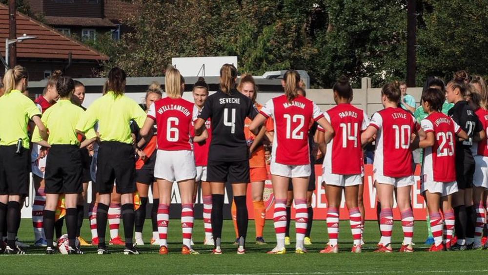 فريقا إيفرتون وأرسنال للسيدات يتضامنان مع لاعبات الدوري الأمريكي  إثر تعرضهن للتحرش