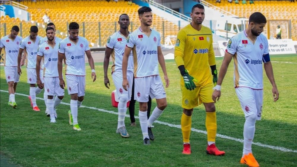 خاص/ لاعبو الوداد تعرضوا لـ"استفزازات" لا رياضية من طرف الغانيين قبل وأثناء مواجهة قلوب الصنوبر في ملعب العاصمة "أكرا"