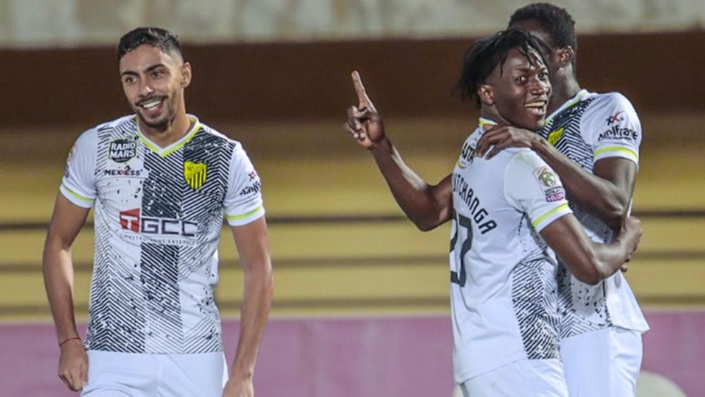 الماص يحقق انتصاره الثالث على التوالي في البطولة بـ"ثلاثية نظيفة" في مرمى الدفاع الجديدي