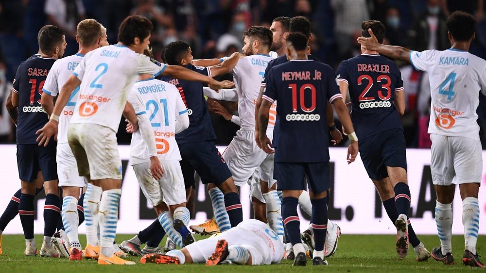 Achraf Hakimi titulaire, Amine Harit sur le banc pour le classico français