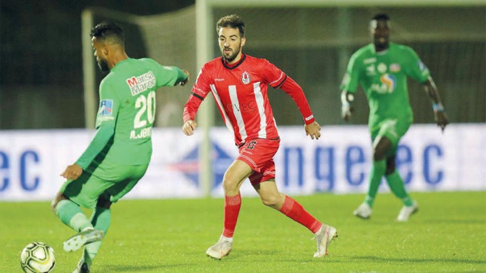 استئناف مباريات الجولة 7.. أولمبيك خريبكة يستقبل س.واد زم ومولودية وجدة يحل ضيفا على ا.طنجة والرجاء يصطدم بالفتح