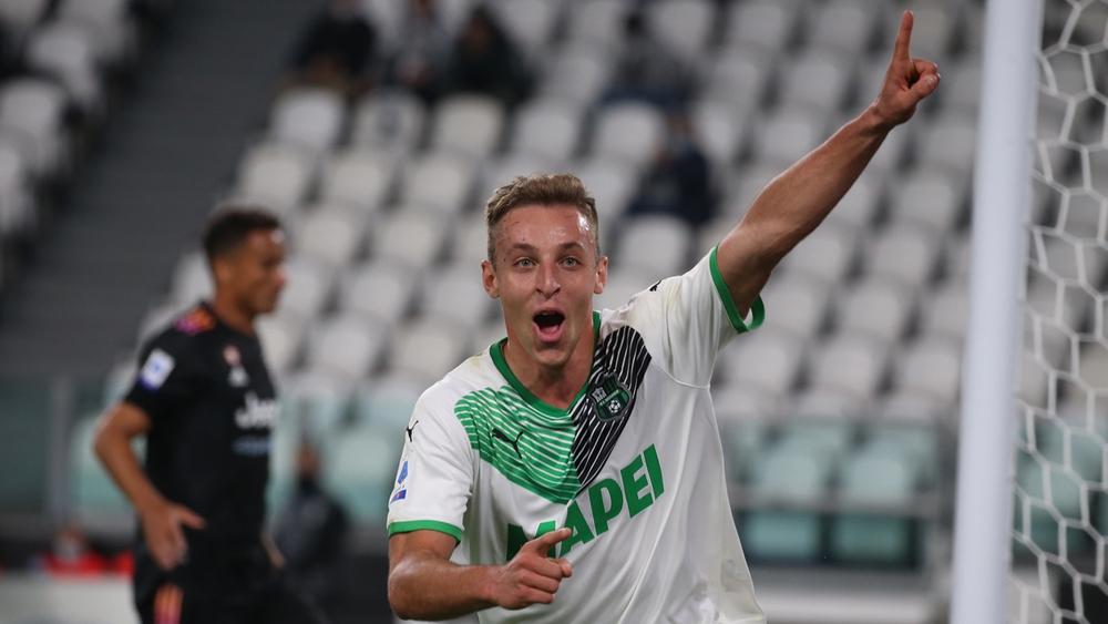 "معاناة" يوفنتوس في الـ"سيري آ" تتواصل بهزيمة جديدة ضد ساسولو في "الوقت القاتل"