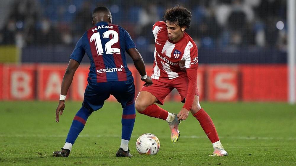 أتلتيكو مدريد يتعادل مع مضيفه ليفانتي (2-2) في الليغا