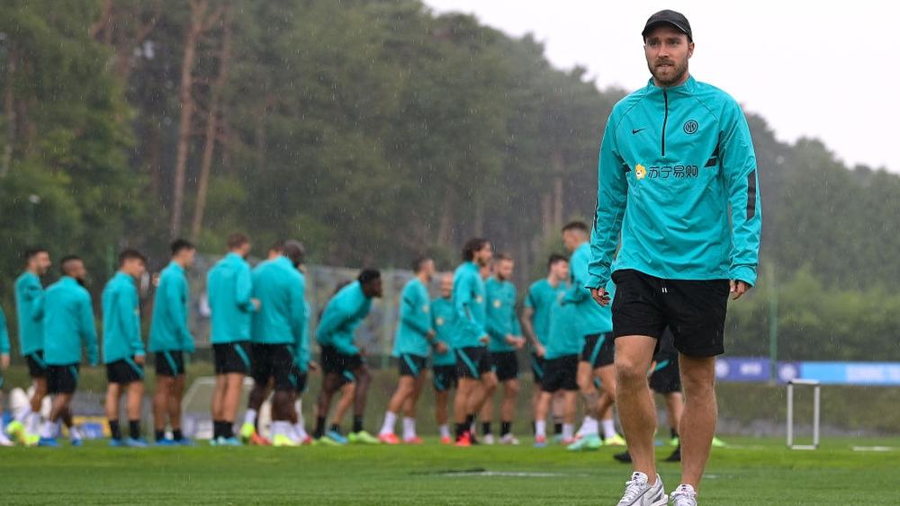 الدوري الإنجليزي يُرحب بعودة إريكسن بعدما رفضه "الكالتشيو"