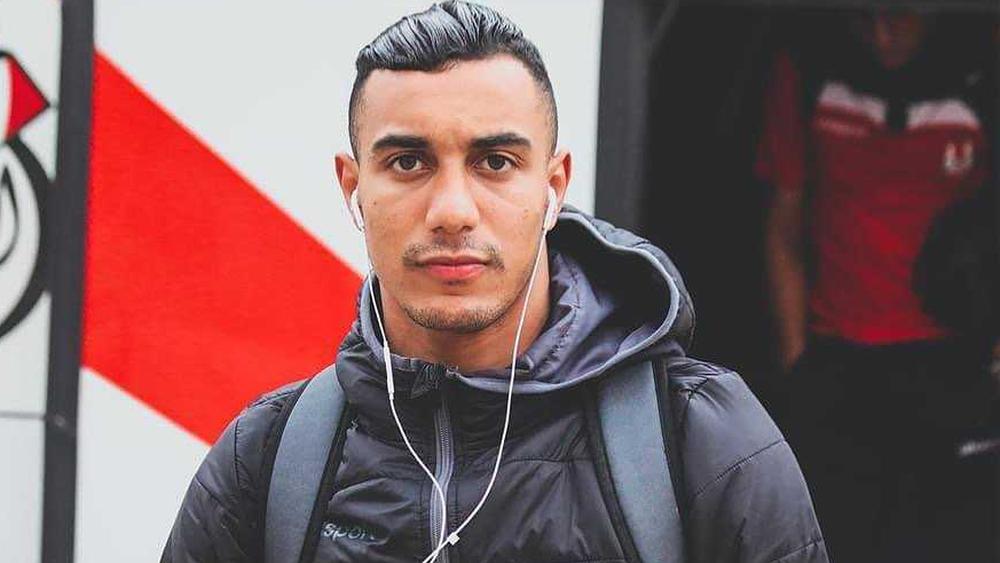 الحارس بنعبيد يغيب عن "دكة بدلاء" الفتح في مواجهة أ. خريبكة لأسباب مجهولة وفريقه خاض المباراة دون "حارس احتياطي"