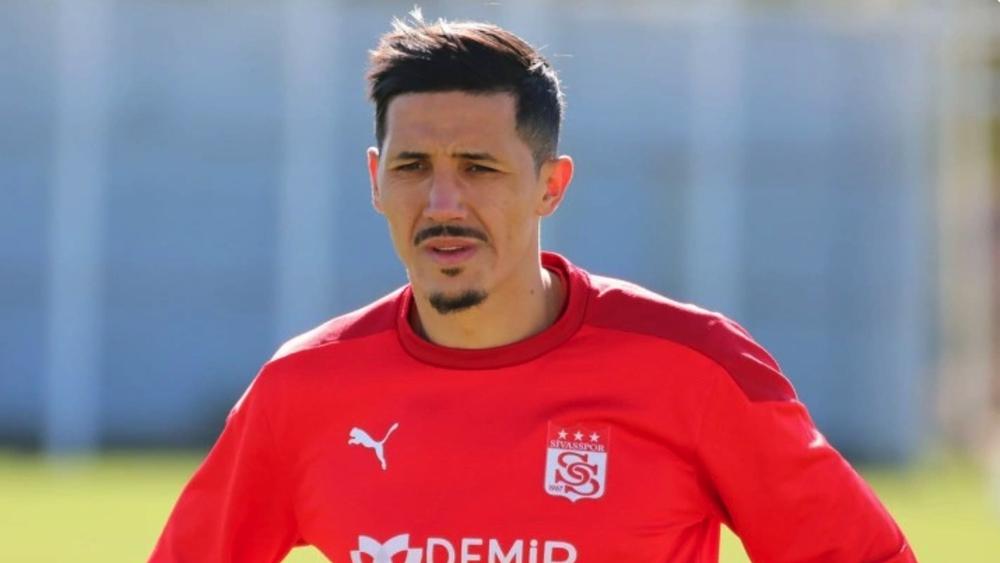 فجر: "الأتراك طيبون للغاية والمغاربة كذلك.. الشعبان يُحبان كرة القدم ويُكنّان الاحترام لبعضهما البعض"