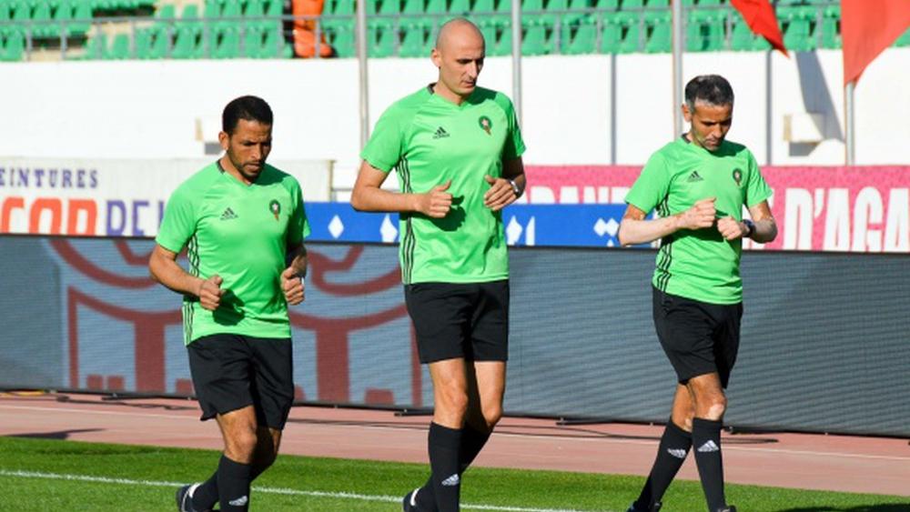 رسميا/ كريم صبري من عصبة البيضاء حكما لمباراة الديربي بين الرجاء والوداد وزوراق وجيد في غرفة "الفار"