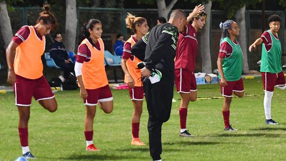 الجيش الملكي النسوي يجري حصة لإزالة العياء بعد انتصاره على ريفر أنجلز بثلاثية نظيفة