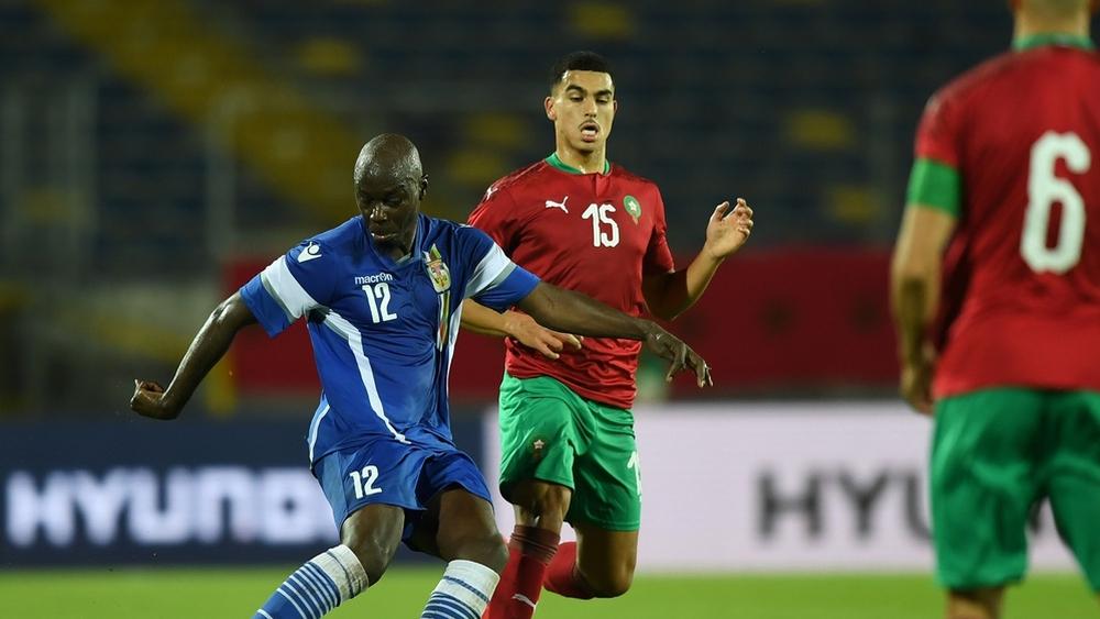 خليلوزينش يُنادي على زكريا أبوخلال للحضور في معسكر المنتخب الوطني