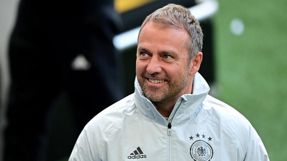 فليك: "لا يمكننا ضمان التتويج بكأس العالم 2022 في قطر"